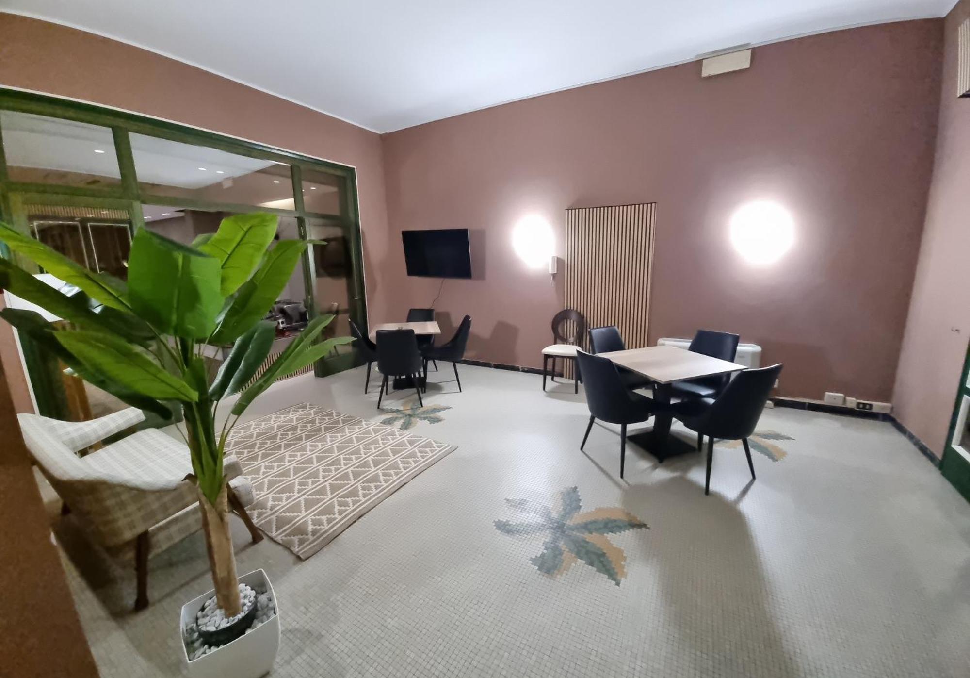 Hotel K2 Cervia 3 Stelle Sup Exterior foto
